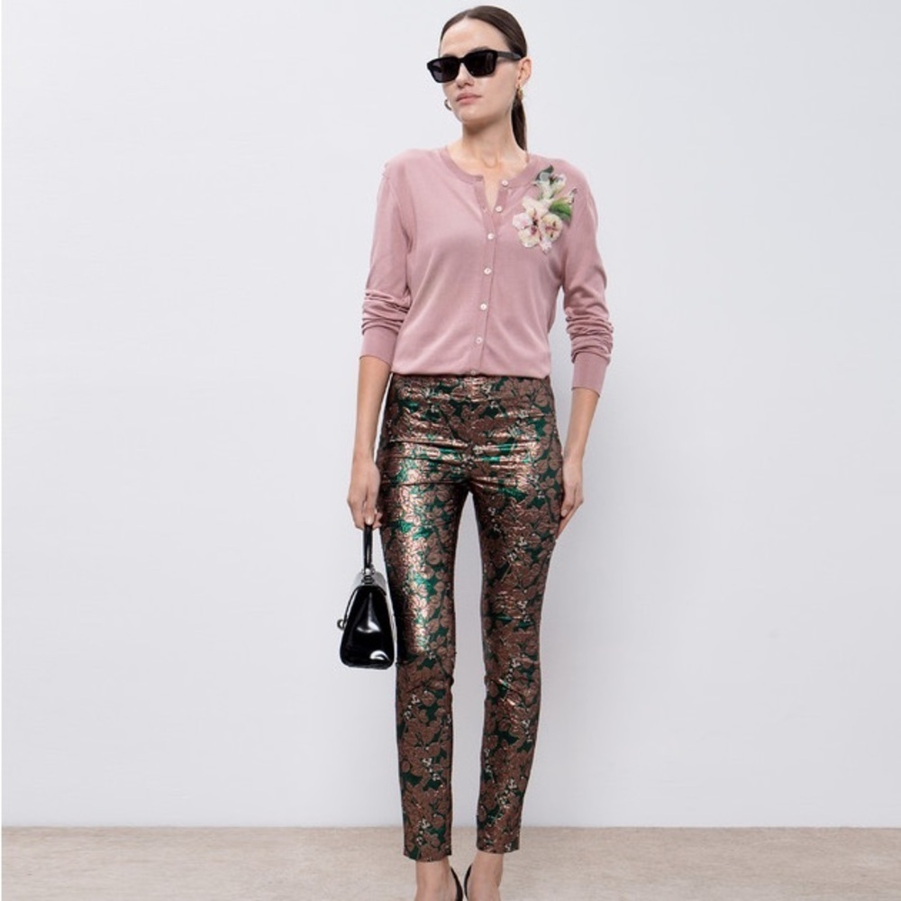 Dolce & Gabbana bronze & green floral metallic cigarette ankle pants - 4 (IT 40)